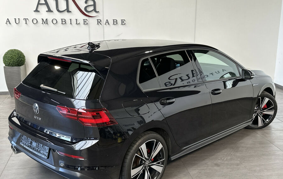 VW Golf GTD 2.0 TDI DSG NAV+LED+H&K+KAMERA+DIGDISPL