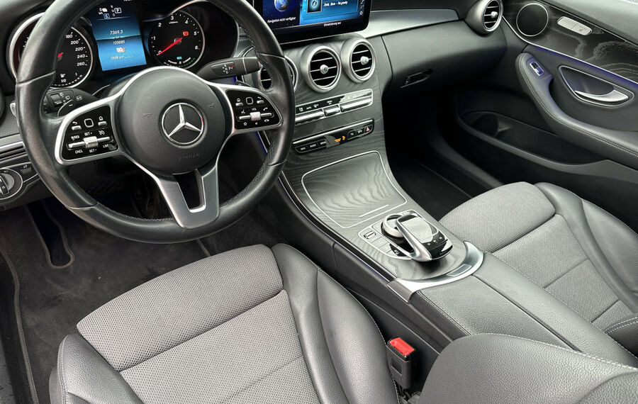 Mercedes-Benz C 300 de T 9G-T Avantgarde NAV+LED+KAM+CARPLAY  