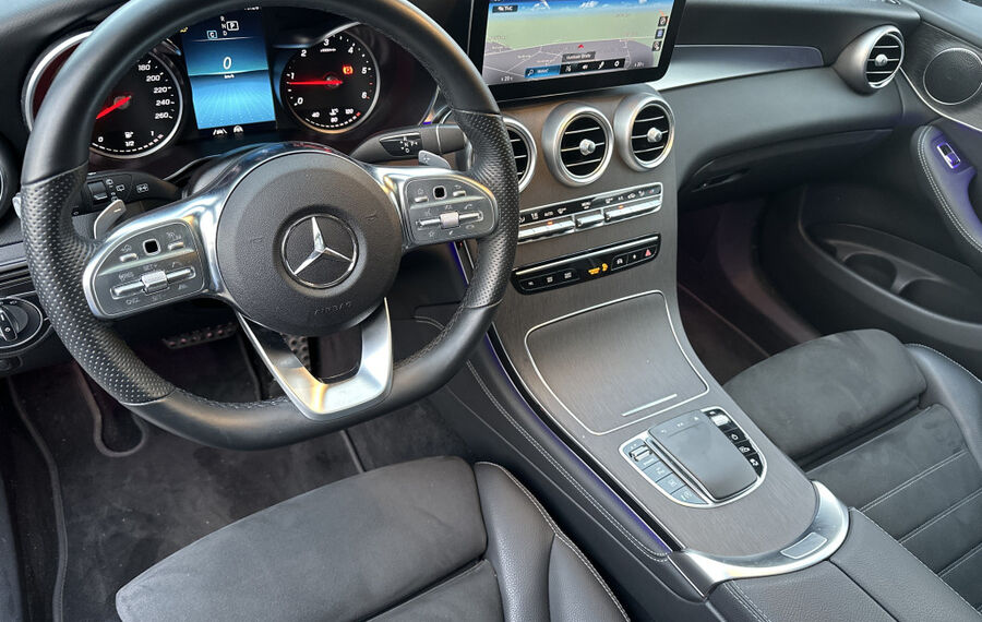 Mercedes-Benz GLC 220d 4Matic AMG-Line NAV+LED+AHK+PANO+19ZOLL