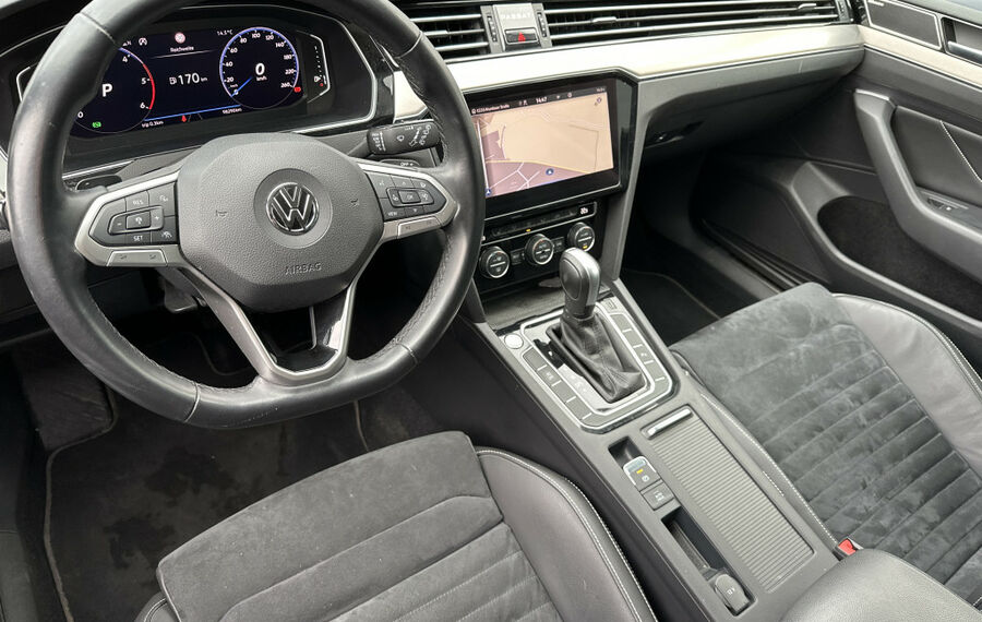 VW Passat Variant 2.0 TDI DSG Elegance NAV+LED+18ZO