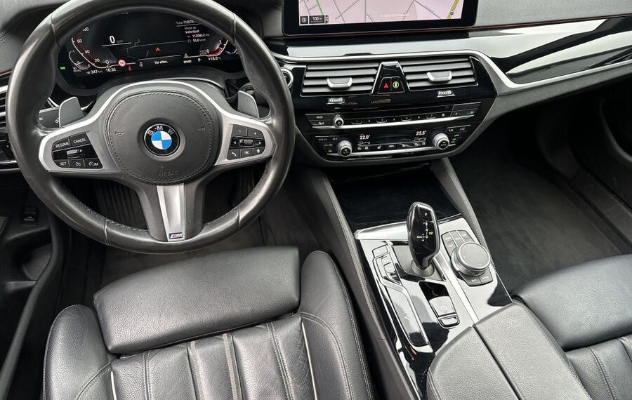 BMW 520d Touring Luxury-Line NAV+LED+HEAD-UP+H&K+KAM