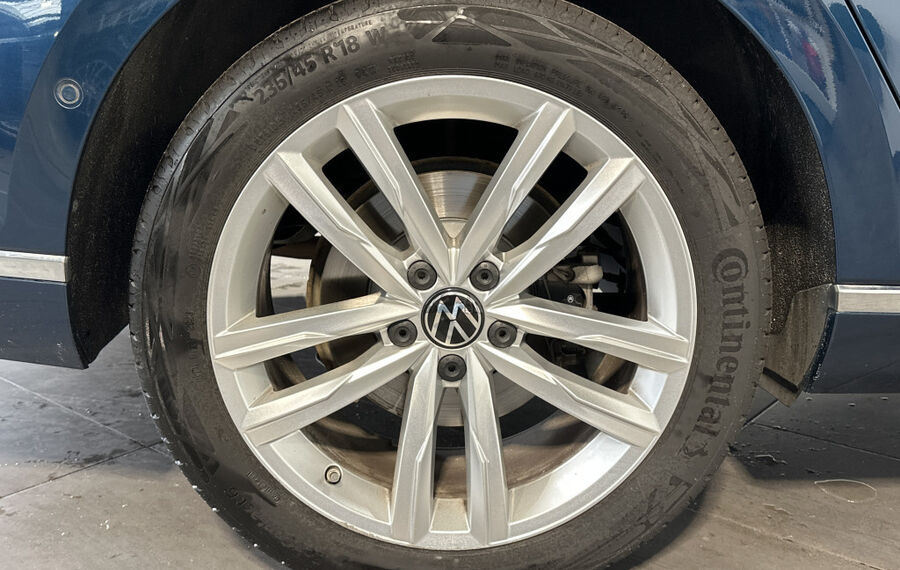 VW Passat Variant 1.4 TSI DSG GTE NAV+LED+HUD+VCOCK