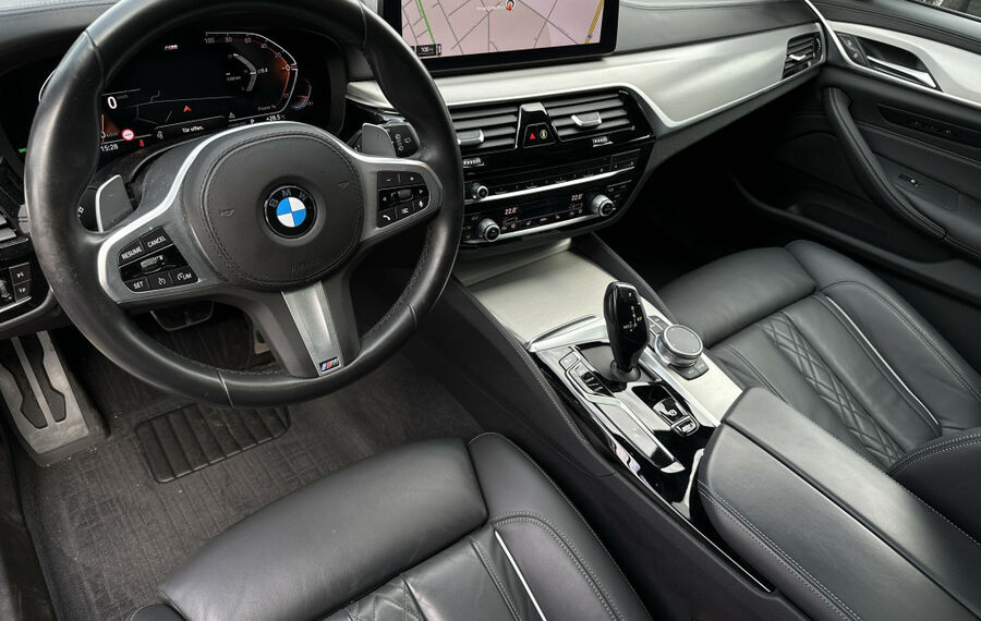 BMW 540i Touring xDrive M-Sport NAV+LASER+PANO+HUD