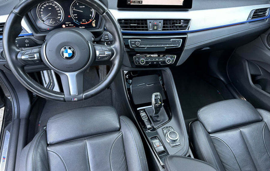 BMW X1 xDrive20d M-Sport NAV+LED+AHK+PANO+KAMERA+1HD