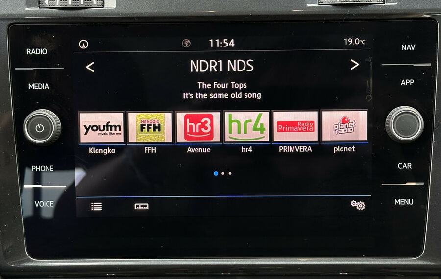 VW Golf Variant 2.0 TDI Comfortline NAV+ACC+CARPLAY