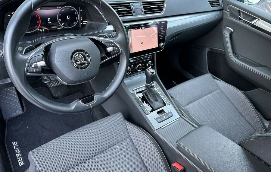 Skoda Superb Combi 2.0 TDI DSG Style NAV+LED+V-COCKPIT