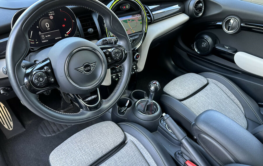 MINI John Cooper Works NAV+LED+PANO+18ZOLL+HEADUP+ACC