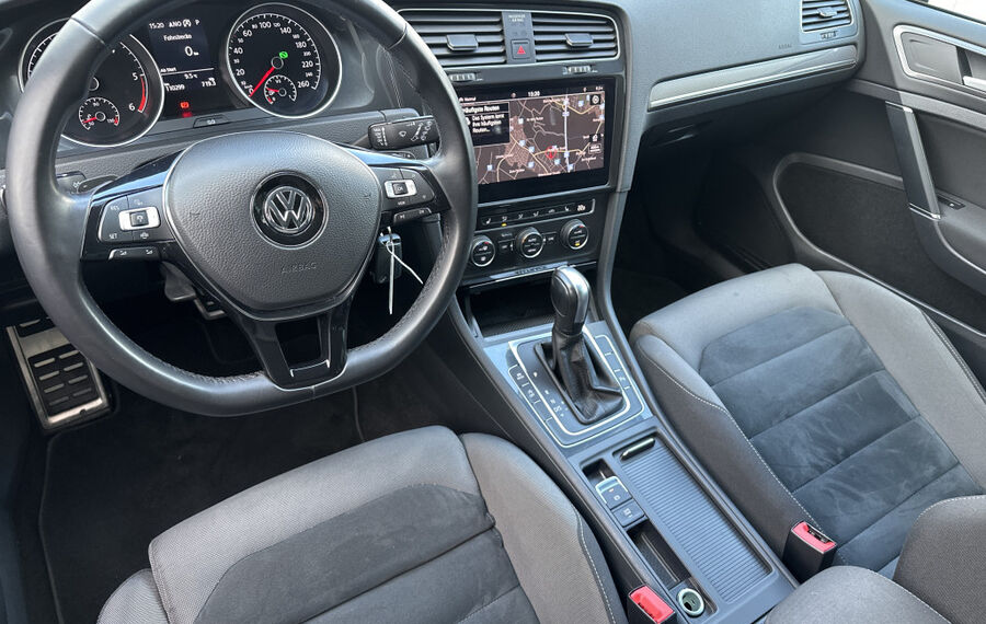 VW Golf Alltrack 2.0 TDI 4M DSG NAV+LED+ACC+18ZO+PP