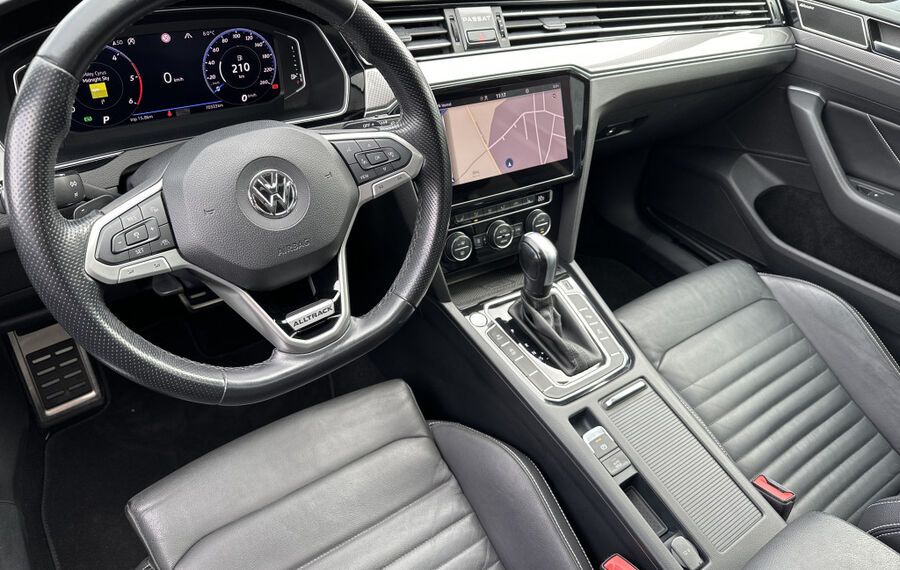 VW Passat Alltrack 4Motion NAV+LED+PANO+DIGCOCKPIT