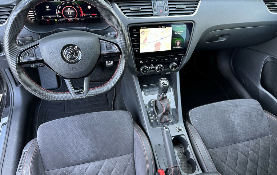 Skoda Octavia Combi 2.0 TSI DSG RS 245 NAV+LED+VCOCKPIT