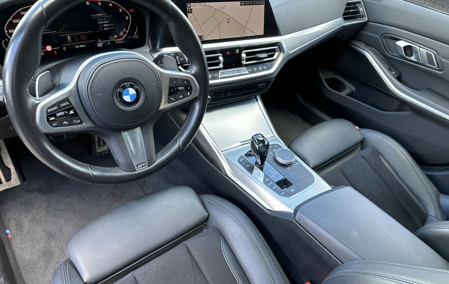 BMW 330d Touring M-Sport NAV+LED+AHK+HEAD-UP+PANO+PP