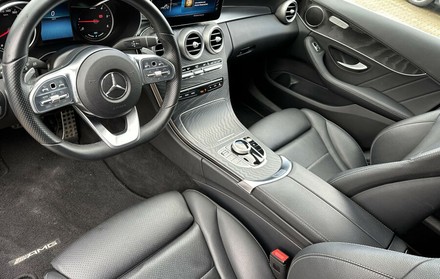 Mercedes-Benz C 300 de T AMG-Line NAV+LED+KAMERA+HEAD-UP+LEDER