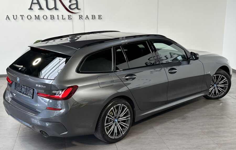 BMW 330e Touring M-Sport NAV+LASER+HEAD-UP+PANO+KAM 