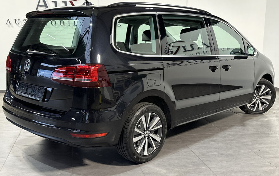 VW Sharan 2.0 TDI DSG Comfortline NAV+ACC+CARPLAY  