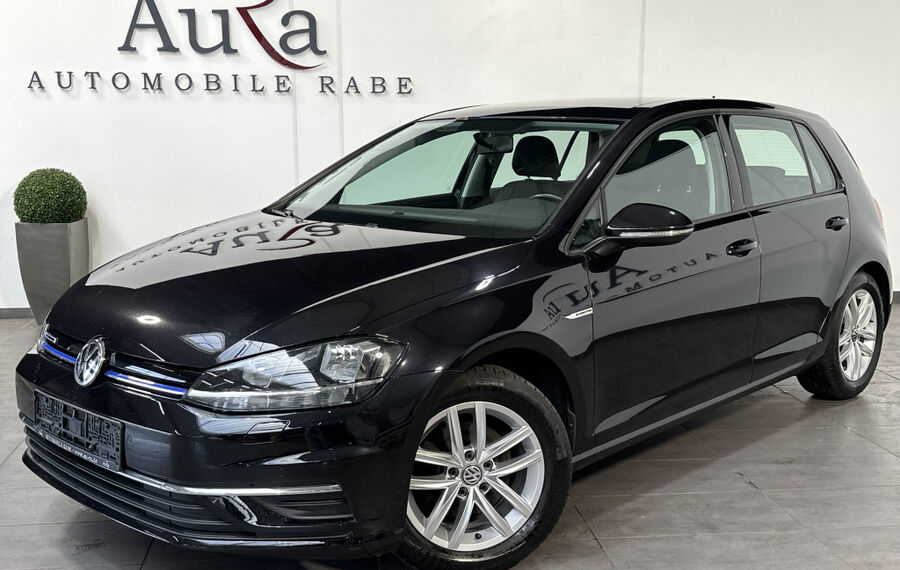 VW Golf 1.5 TSI DSG Comfortline NAV+PANORAMA+ACC+SH