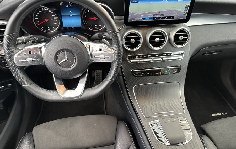 Mercedes-Benz GLC 300d 4Matic AMG-Line NAV+LED+AHK+KAMERA+19ZO