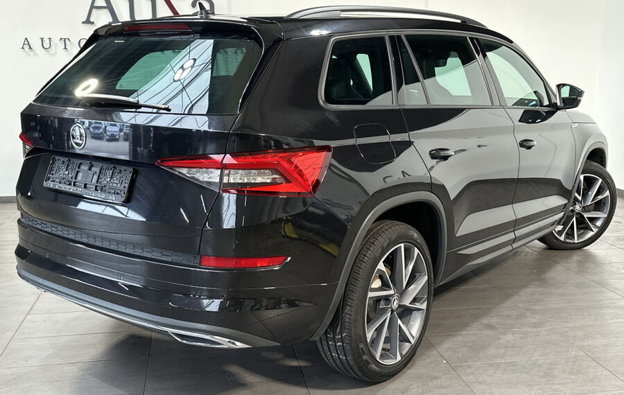 Skoda Kodiaq 2.0 TSI DSG Sport 4x4 NAV+LED+AHK+PANO+PP