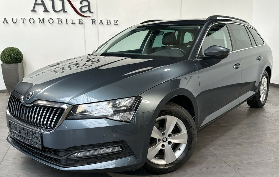 Skoda Superb Combi 2.0 TDI DSG NAV+LED+PANO+AHK+ACC+PP