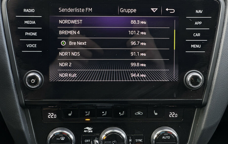 Skoda Octavia Combi 2.0 TDI DSG 4x4 Scout NAV+LED+PANO