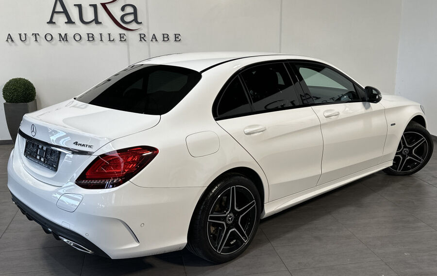 Mercedes-Benz C 300e 4Matic AMG-Line NAV+LED+WIDESCREEN+HUD+PP