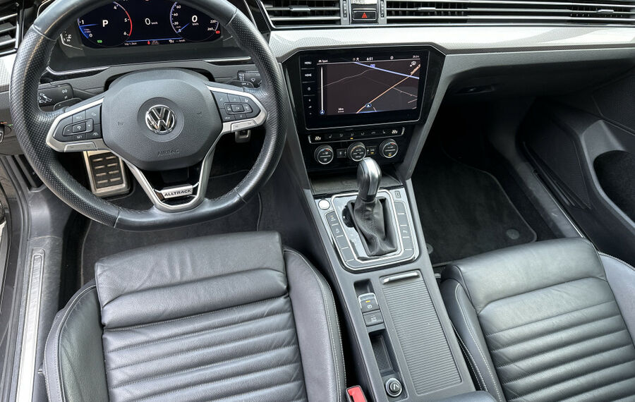 VW Passat Alltrack 2.0 TDI DSG 4M NAV+LED+AHK+VCOCK