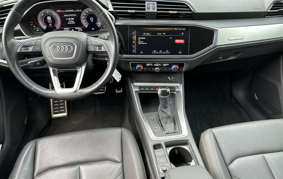 Audi Q3 40 TDI Quattro S-Line NAV+LED+19ZOLL+VCOCKPIT