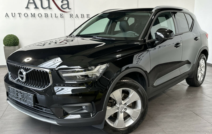 Volvo XC40 2.0 D4 Momentum AWD NAV+LED+KAMERA+AHK+SHZ