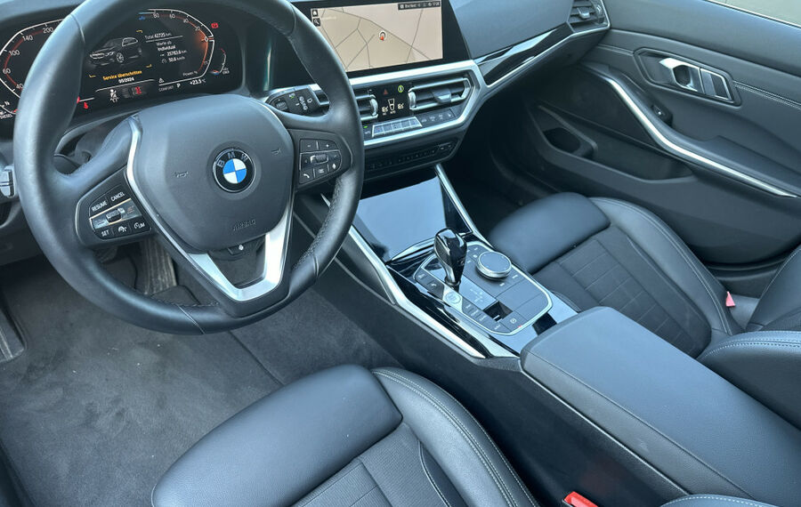 BMW 320d Touring xDrive Sport NAV+LASER+ACC+19ZO+KAM