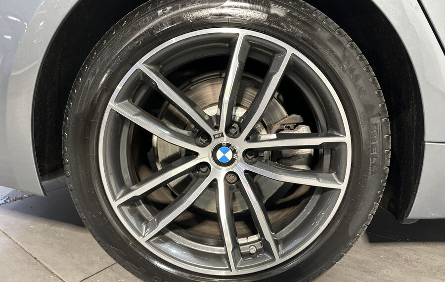 BMW 520d Touring xDrive M-Sport NAV+LED+AHK+PANO+DAP