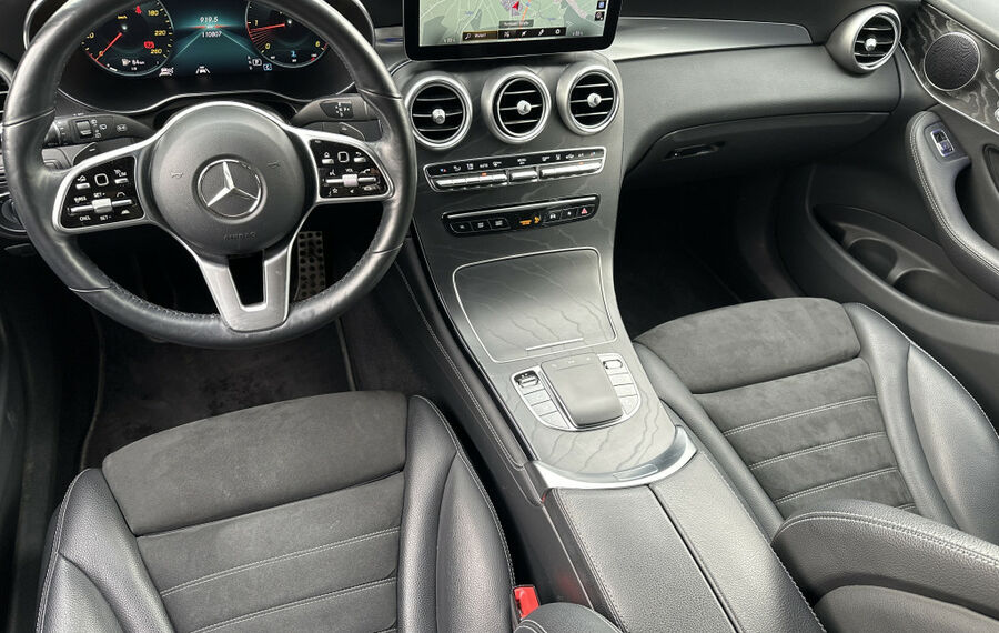 Mercedes-Benz GLC 300d 4Matic AMG-Line NAV+LED+AHK+VCOCK+19ZO