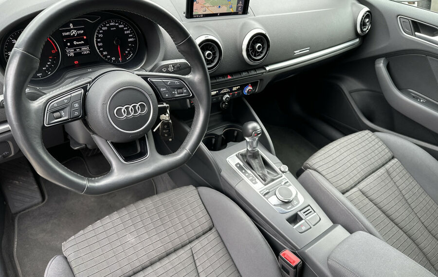 Audi A3 SpB 35 TDI Sport Aut. NAV+LED+18ZOLL+SHZ+1HD