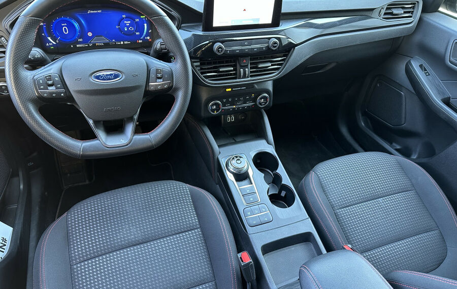 Ford Kuga 2.5 Plug-In Hybrid ST-Line NAV+LED+AHK+PANO