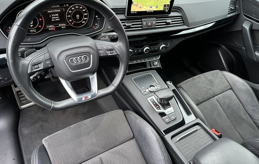 Audi Q5 50 TDI Qu S-Line Black NAV+LED+AHK+360°+PANO