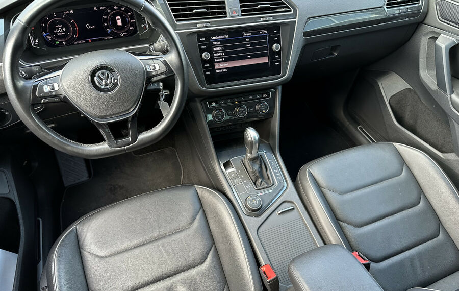 VW Tiguan 2.0 TSI DSG R-Line 4M NAV+LED+AHK+VCOCK  