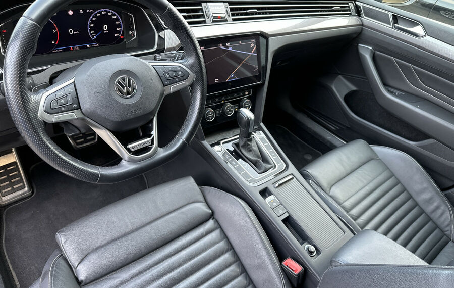 VW Passat Alltrack 2.0 TDI DSG 4M NAV+LED+AHK+VCOCK