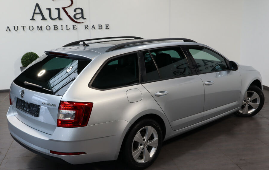 Skoda Octavia Combi 2.0 TSI DSG Style NAV+PANO+CARPLAY