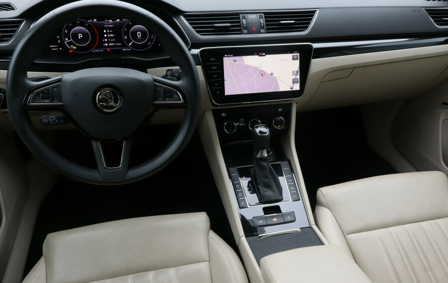 Skoda Superb Combi 2.0 TDI DSG L&K NAV+XEN+VCOCKPIT+PP