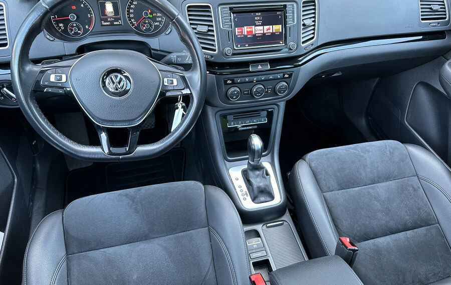 VW Sharan 2.0 TDI DSG Highline NAV+XEN+KAMERA+PANO