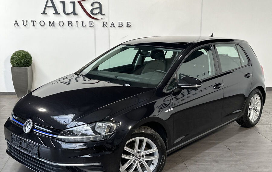 VW Golf 1.5 TSI DSG Comfortline NAV+PANORAMA+ACC+SH