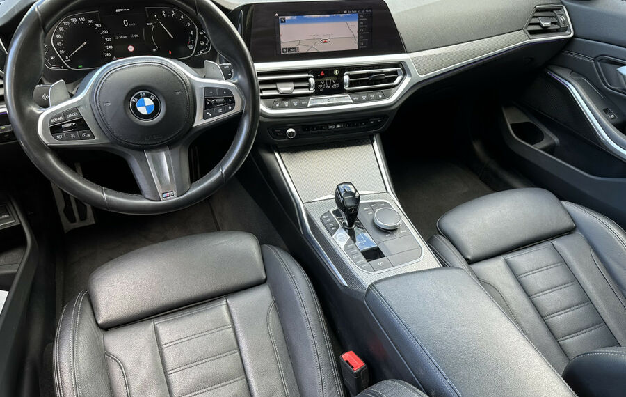 BMW 330e Touring M-Sport NAV+LASER+PANO+360°+19ZO+PP