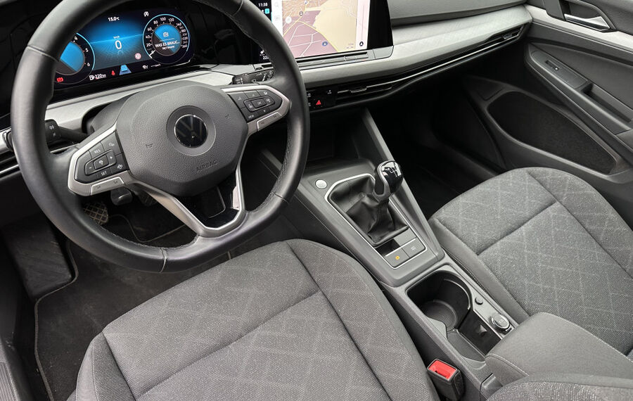 VW Golf 2.0 TDI Life NAV+LED+ACC+CARPLAY+VCOCKPIT  