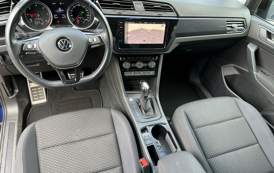 VW Touran 2.0 TDI United DSG NAV+LED+AHK+PANO+KAM