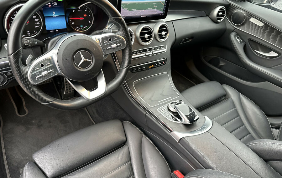 Mercedes-Benz C 300 de T AMG Line NAV+LED+KAMERA+PANORAMA+1HD