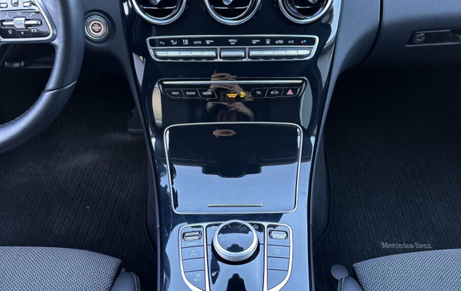 Mercedes-Benz C 300de T Avantgarde NAV+LED+KAMERA+18ZO+CARPLAY