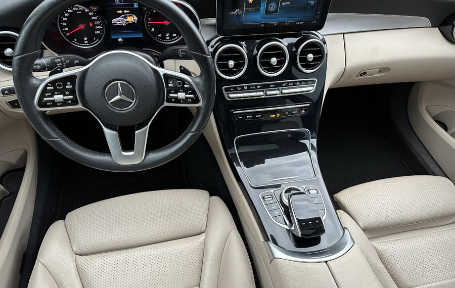 Mercedes-Benz C 220d T Avantgarde NAV+LED+AHK+DAB+PANO+KAMERA