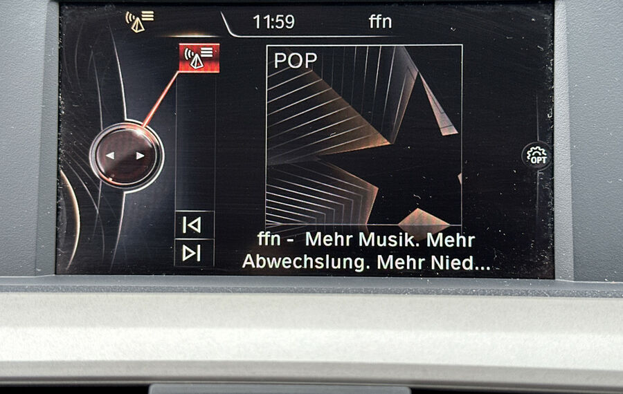 BMW 320i Touring AHK+SHZ+KLIMAAUT+BLUETOOTH+EU6+16Zo