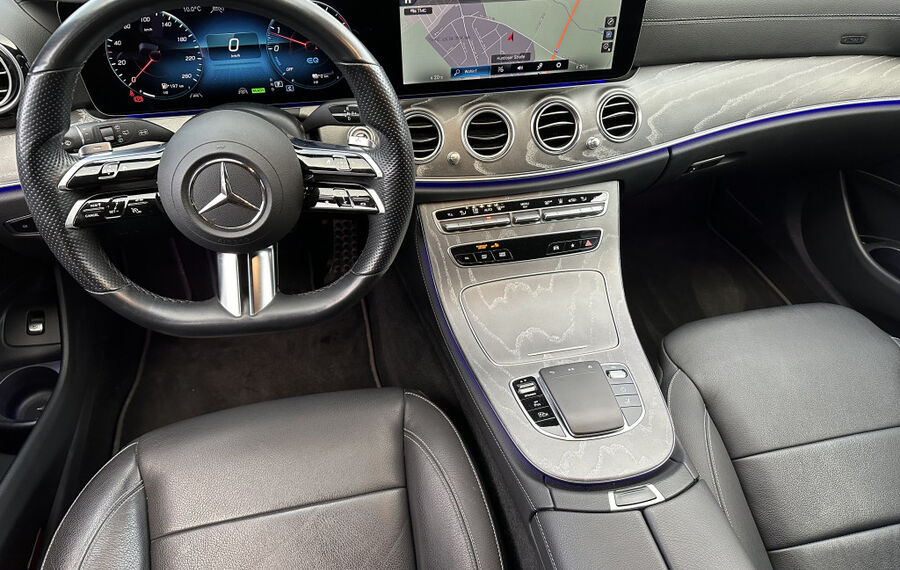 Mercedes-Benz E 300de T 4M AMG-Line NAV+LED+AHK+WIDESCR+HEADUP