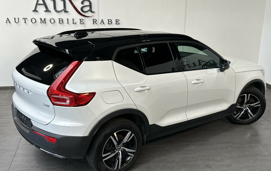 Volvo XC40 R Design NAV+LED+PANO+KAMERA+360GRAD+18ZOLL