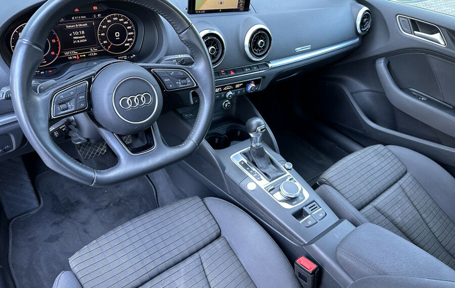 Audi A3 SpB 35 TDI Sport Aut. NAV+LED+17ZOLL