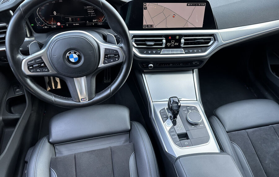 BMW 330i Touring M-Sport NAV+LED+PANO+AHK+LIVECOCKPIT